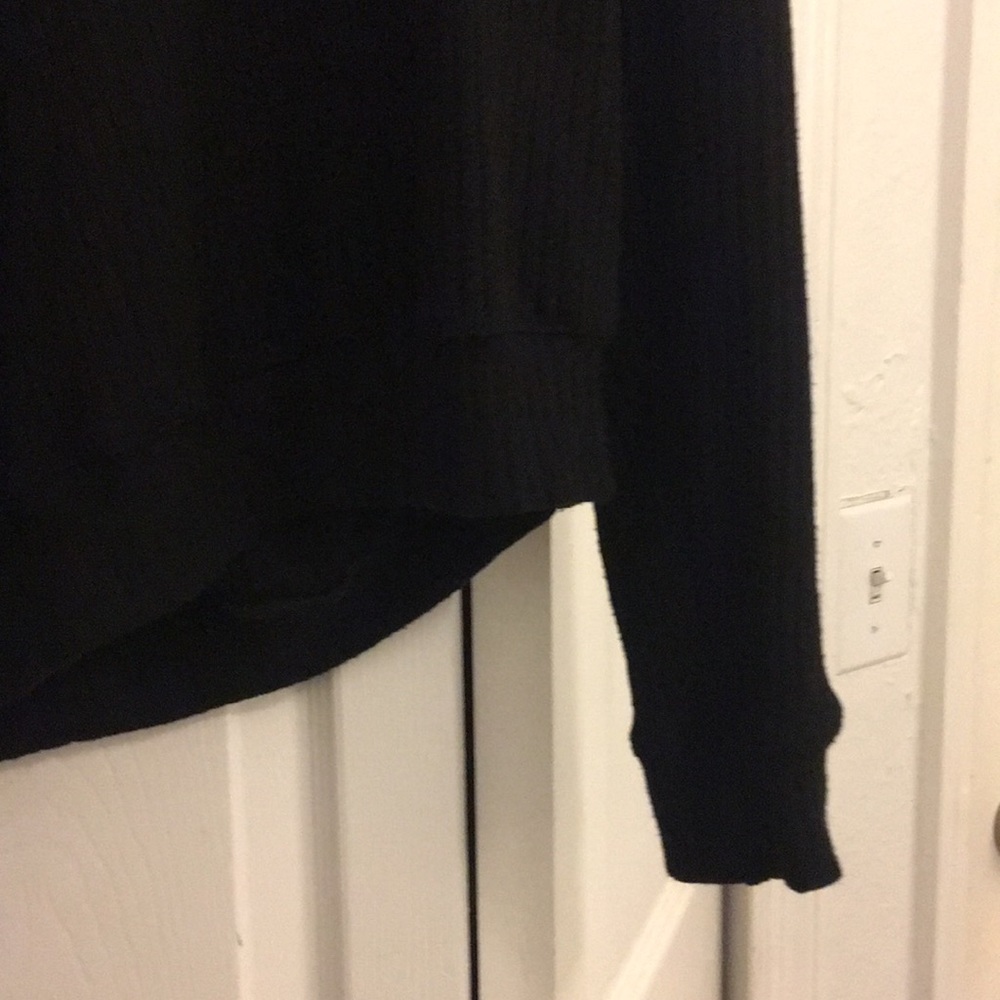Cutout Splendid Sweater - Picture 5 of 8